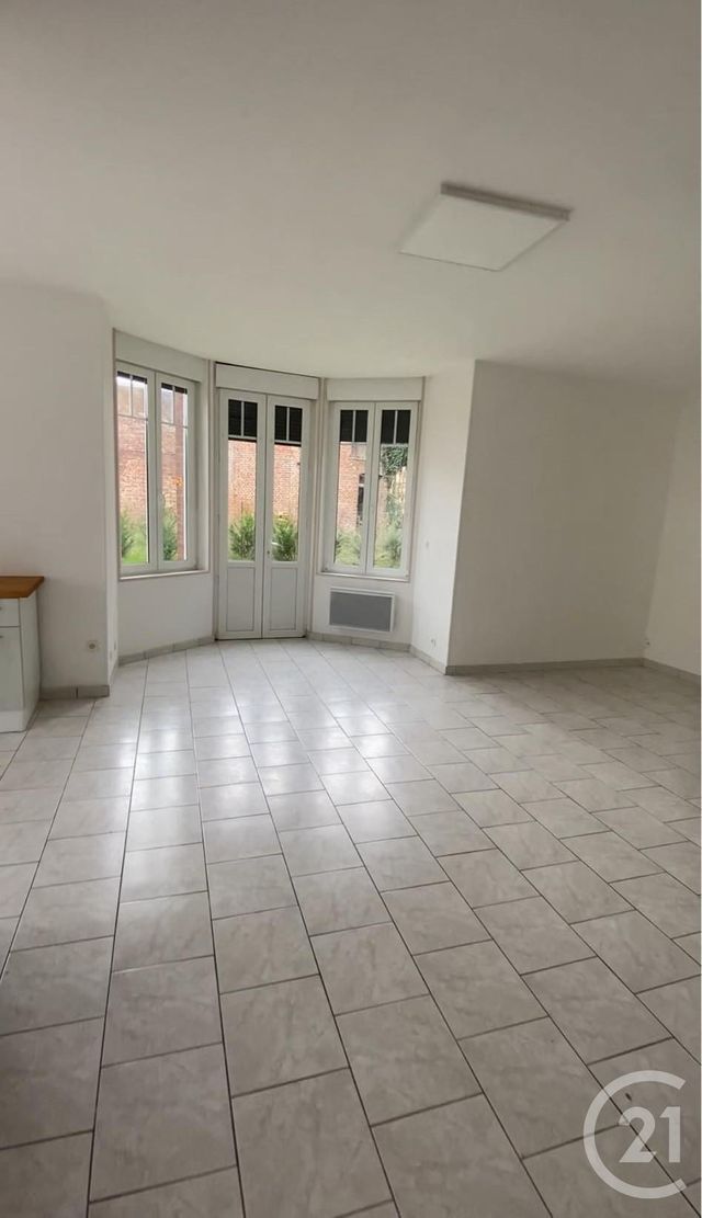 Appartement F4 à louer - 4 pièces - 80.0 m2 - PERONNE - 80 - PICARDIE - Century 21 Les Remparts