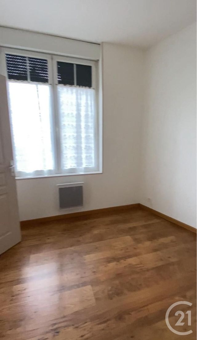 Appartement F4 à louer - 4 pièces - 80.0 m2 - PERONNE - 80 - PICARDIE - Century 21 Les Remparts