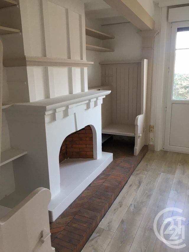 Appartement F2 à louer - 2 pièces - 38.0 m2 - PERONNE - 80 - PICARDIE - Century 21 Les Remparts