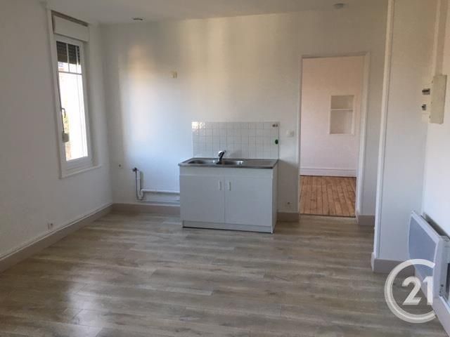 Appartement F2 à louer - 2 pièces - 38.0 m2 - PERONNE - 80 - PICARDIE - Century 21 Les Remparts