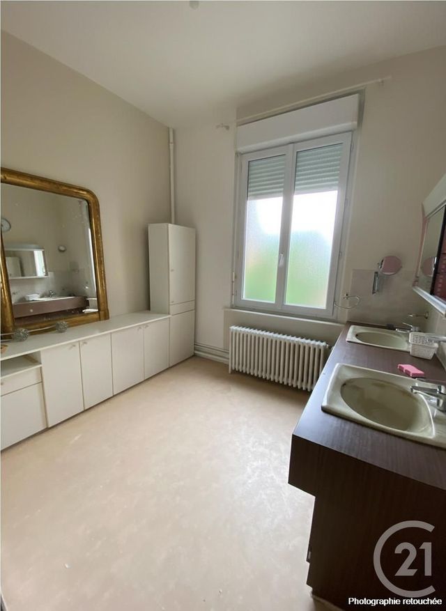 Appartement F4 à louer - 4 pièces - 123.64 m2 - PERONNE - 80 - PICARDIE - Century 21 Les Remparts