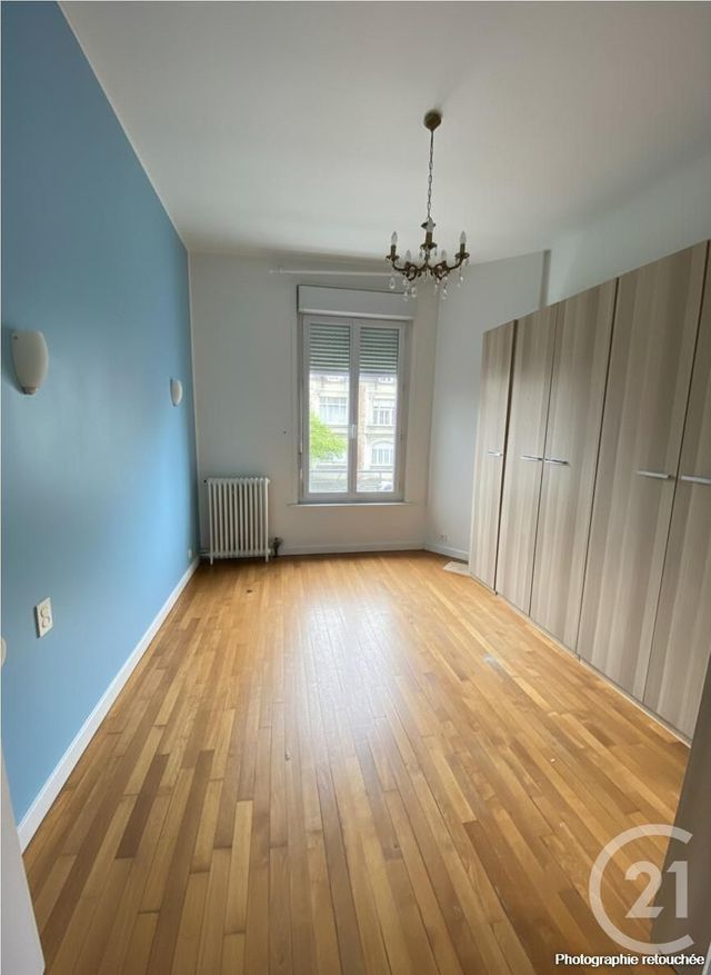 Appartement F4 à louer - 4 pièces - 123.64 m2 - PERONNE - 80 - PICARDIE - Century 21 Les Remparts
