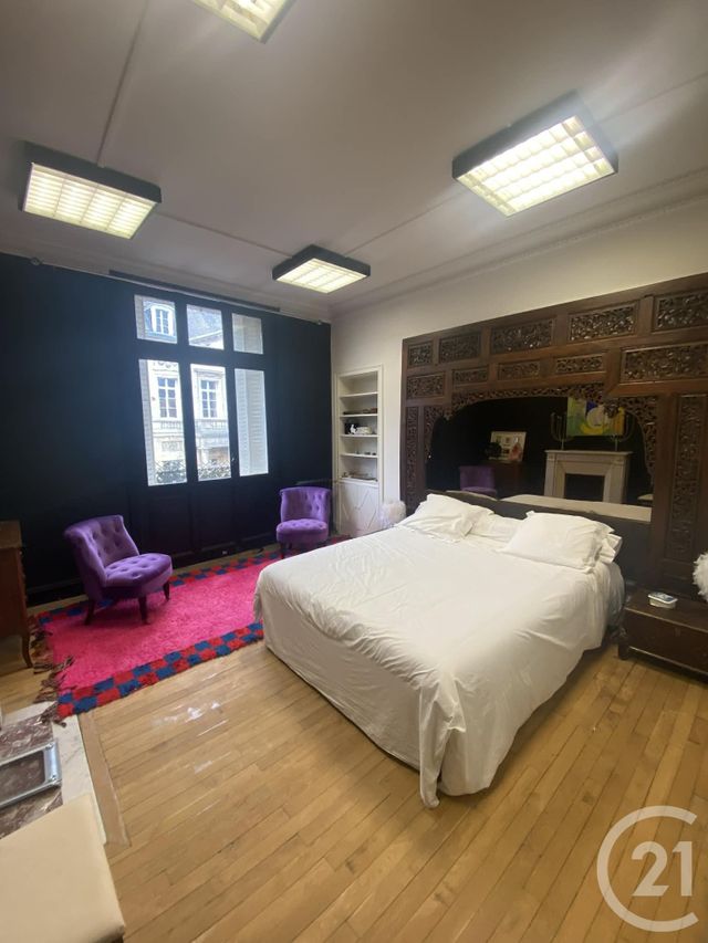 Appartement F4 à louer - 4 pièces - 145.0 m2 - PERONNE - 80 - PICARDIE - Century 21 Les Remparts