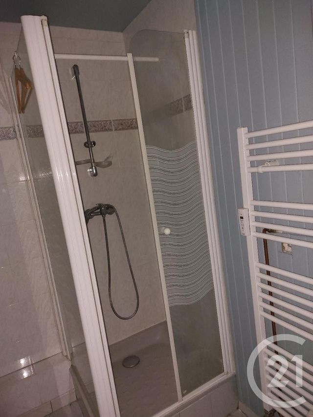 Appartement à vendre - 3 pièces - 67.8 m2 - ST MEMMIE - 51 - CHAMPAGNE-ARDENNE - Century 21 Les Remparts